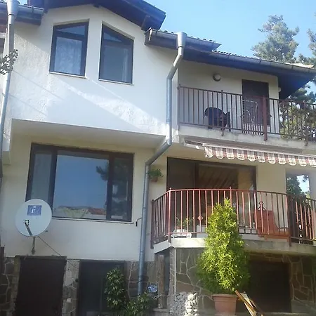 Guest house Nadia Sunny Beach
